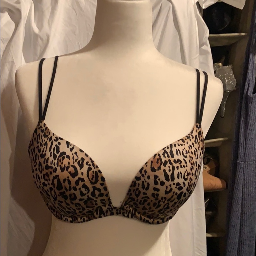 Victoria’s Secret very sexy push-up